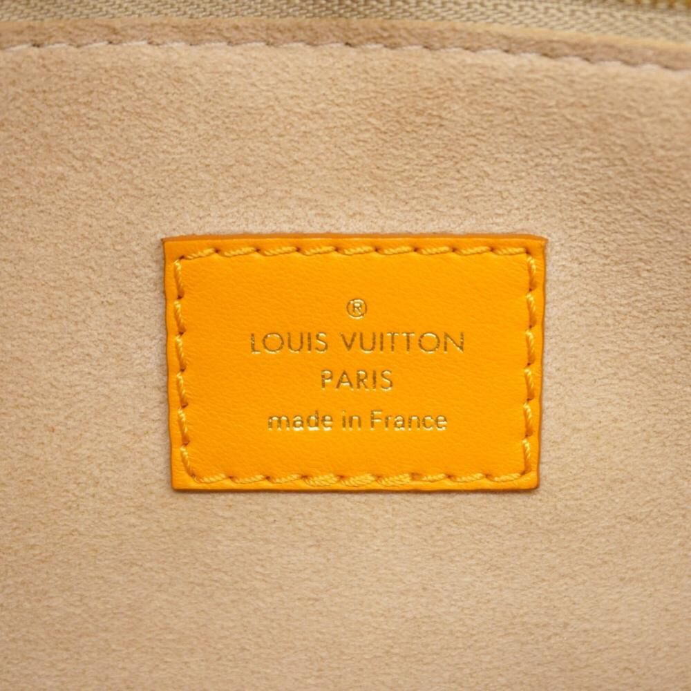 Louis Vuitton On My Side