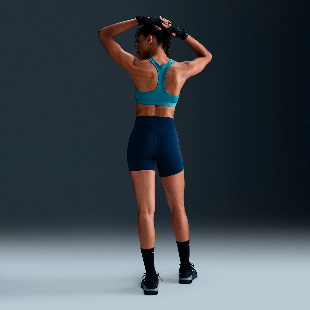 SWOOSH MEDIUM SUPPORT SPORTS BH