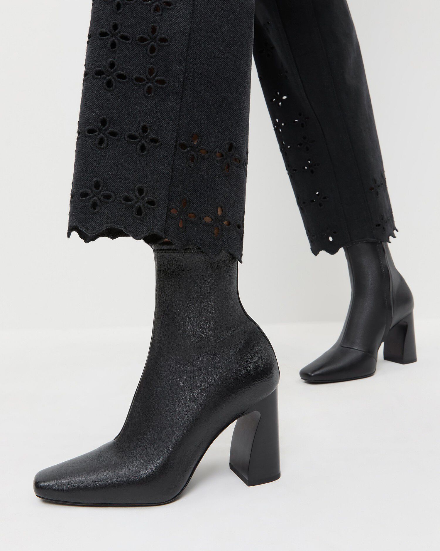 CHLOE STRETCH ANKLE BOOT