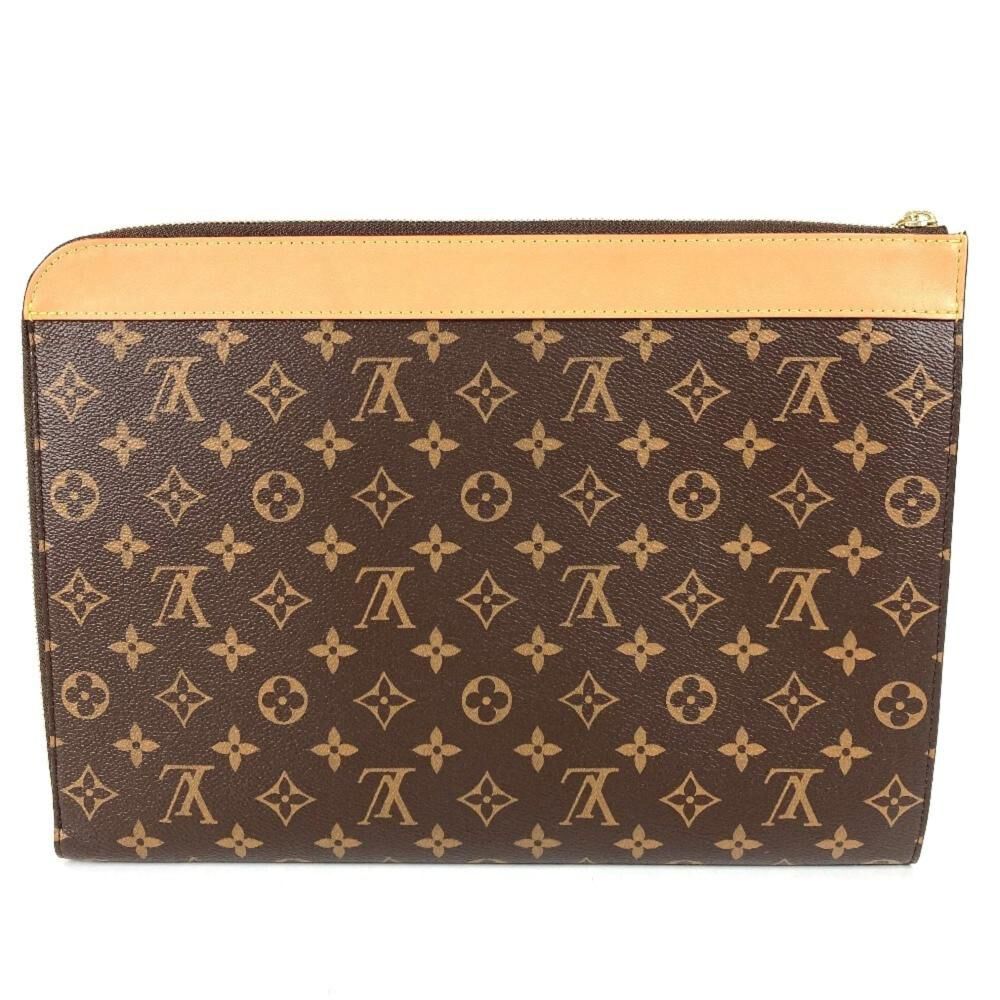Louis Vuitton Clutch