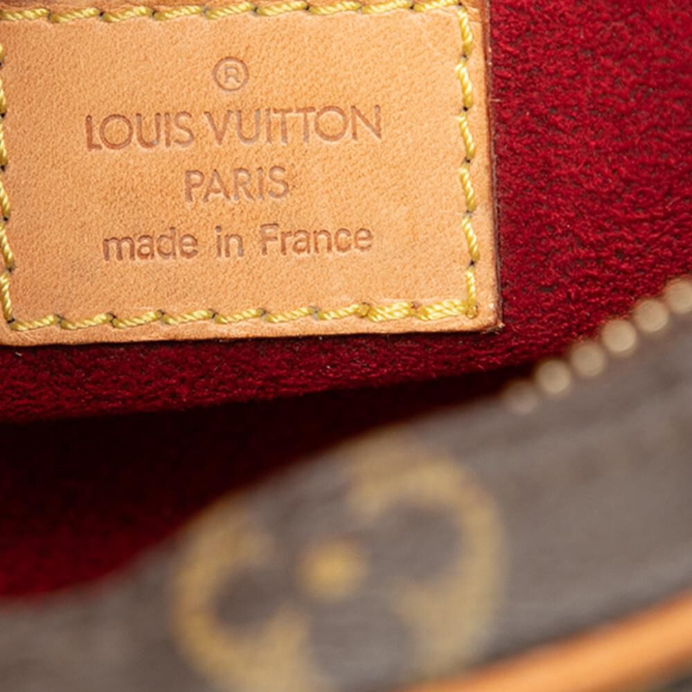 Louis Vuitton Croissant