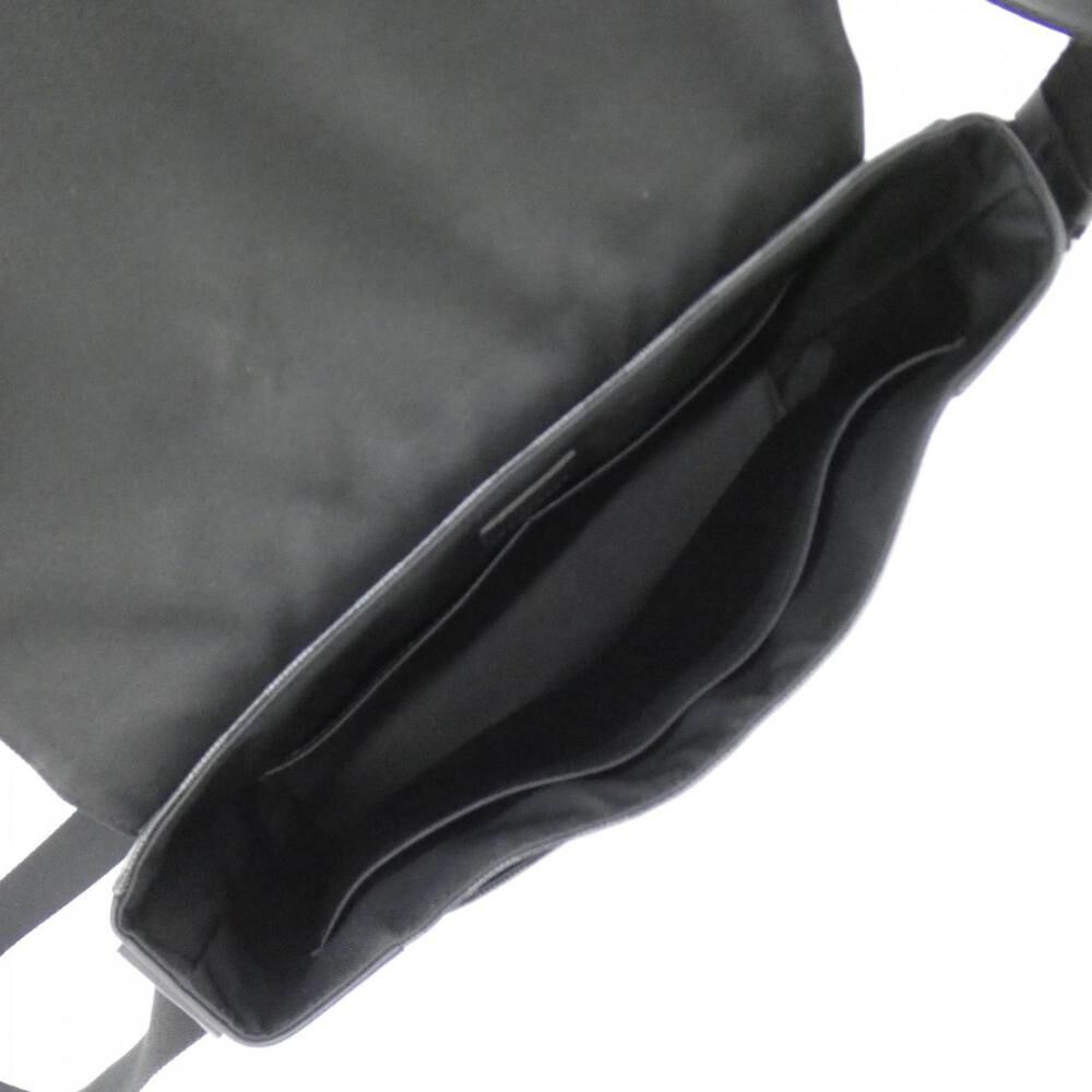 Louis Vuitton District