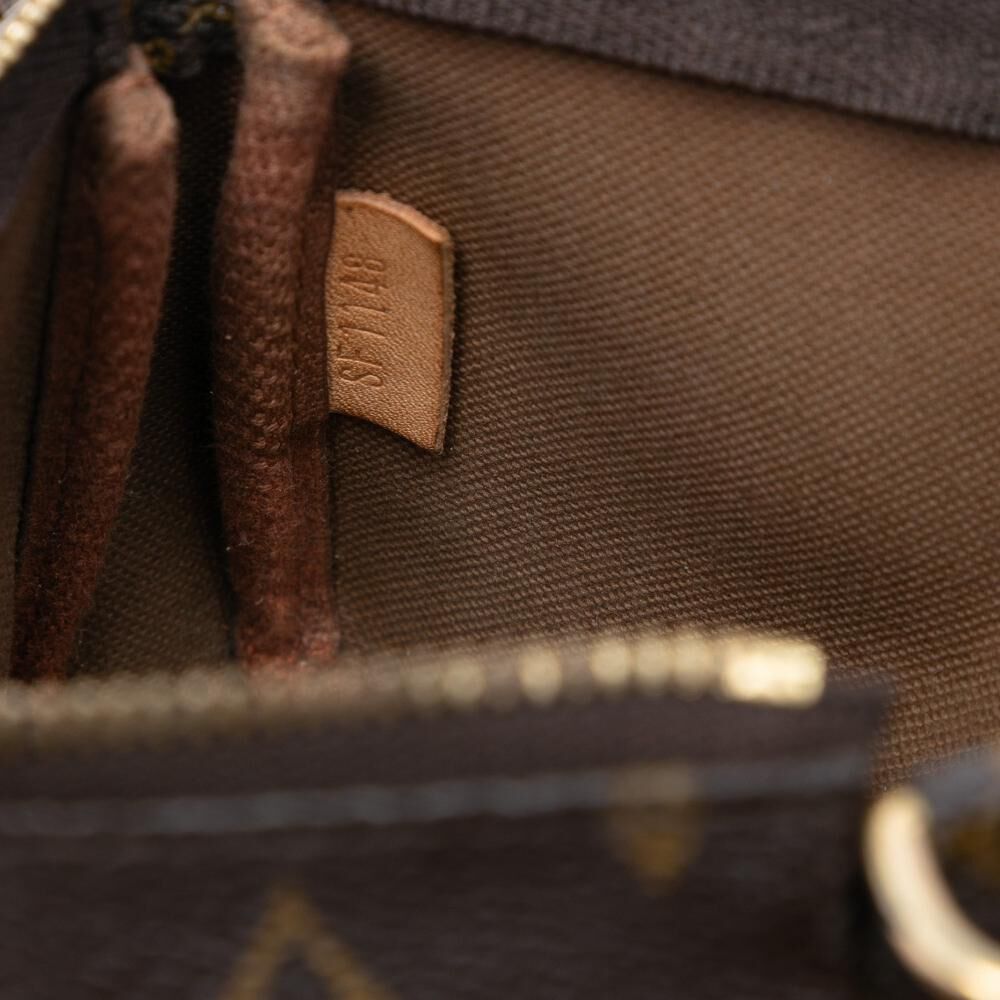 Louis Vuitton Pochette Accessoires