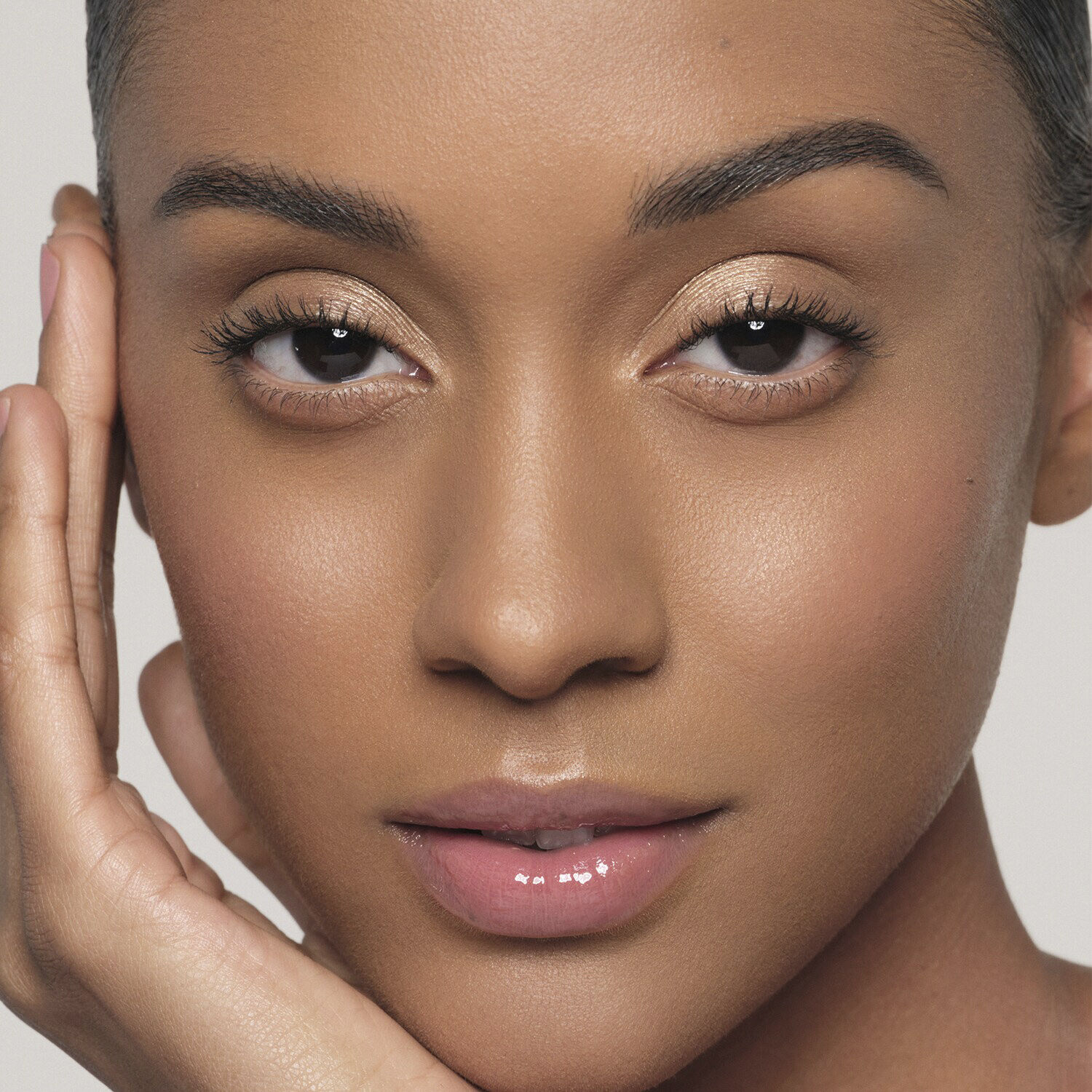 Impeccable 24HR Blurring Matte Setting Spray - Indstillingsspray