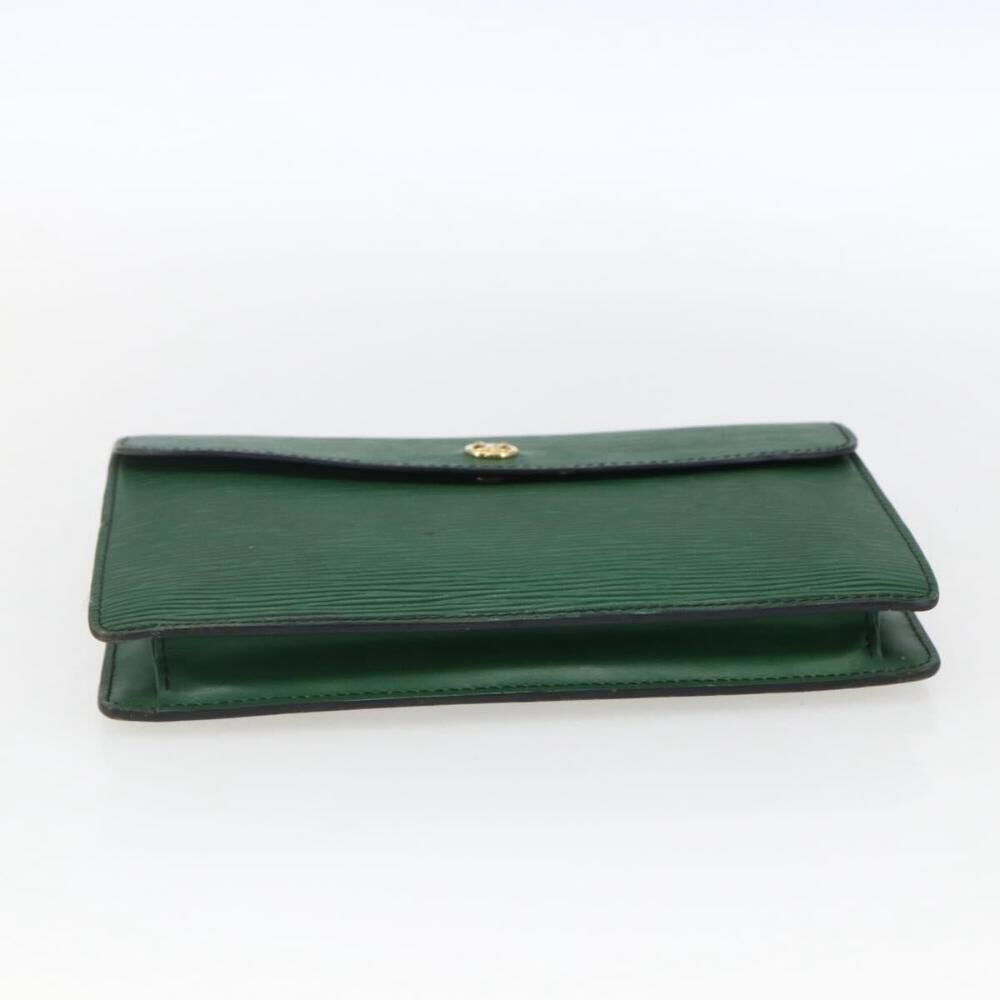 Louis Vuitton Montaigne
