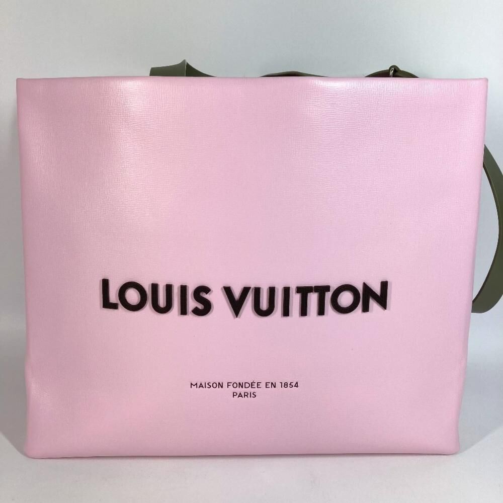 Louis Vuitton Tote