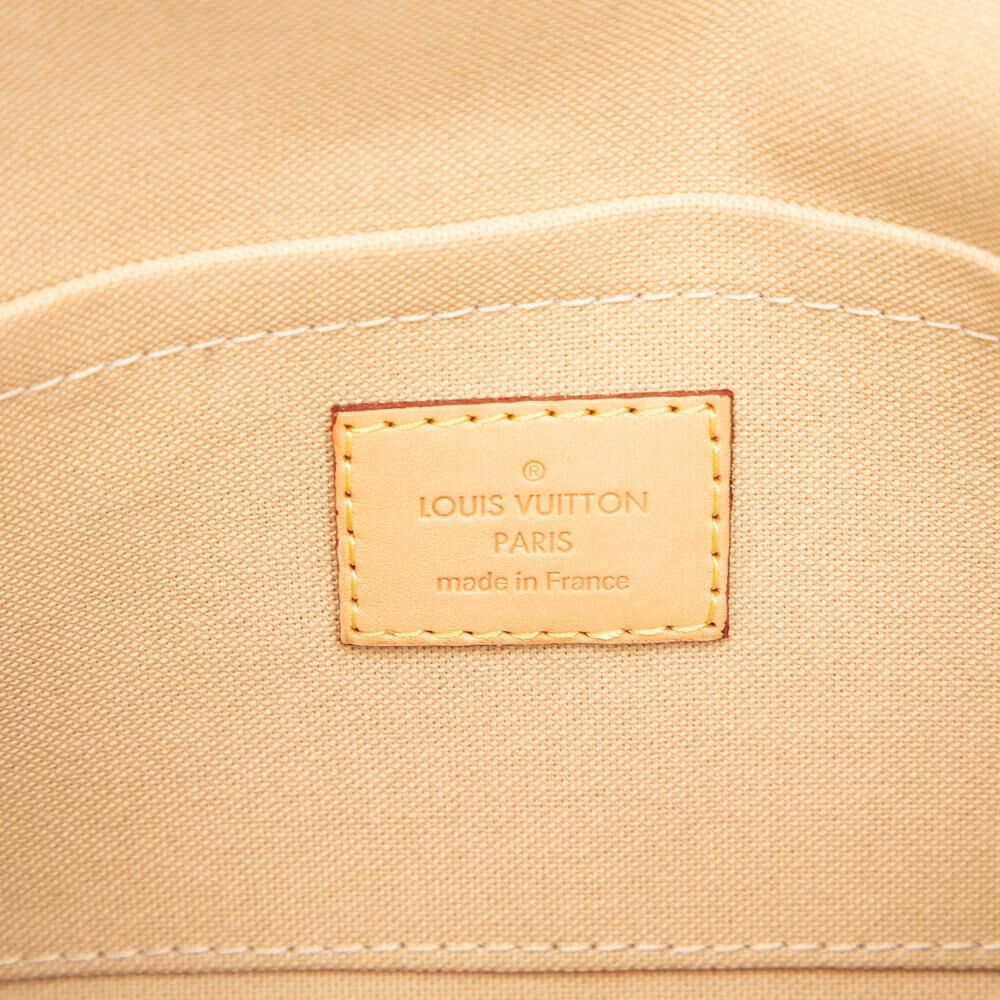 Louis Vuitton Favorite