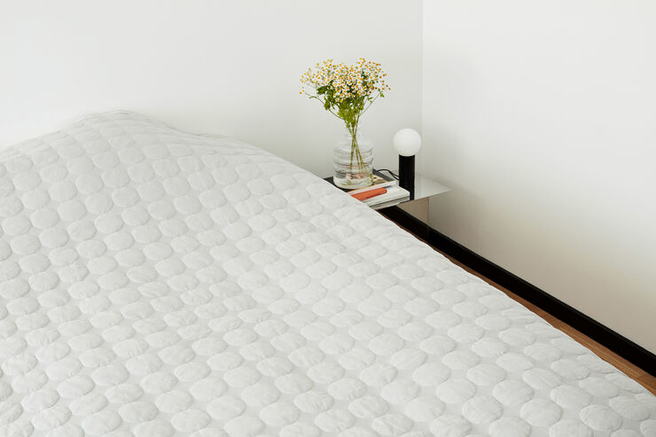 Dot 195x245 sengetæppe grå fra Hay | 1299.00 DKK |