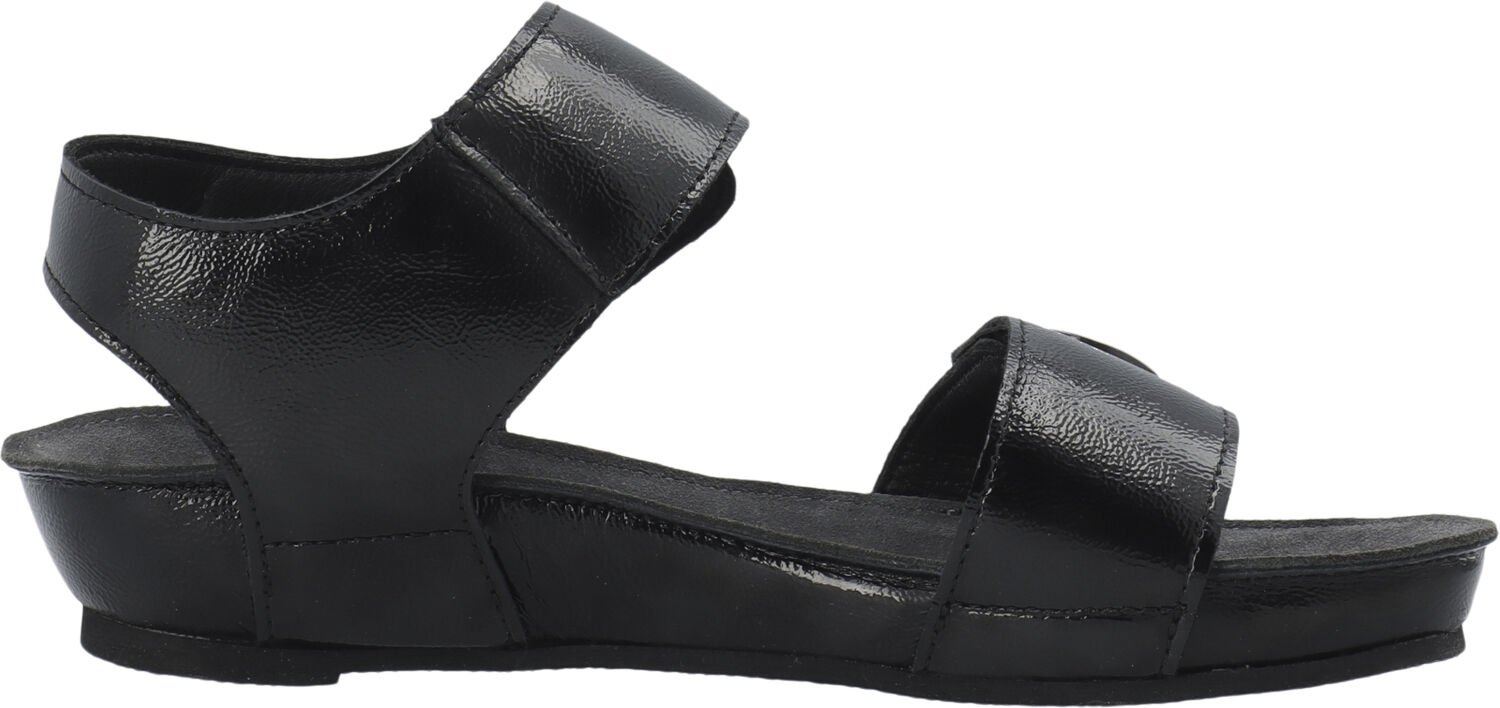 CASAVA Button Sandal Patent