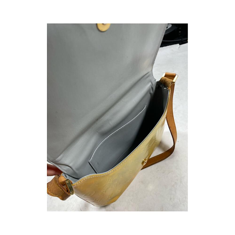 Louis Vuitton Shoulder Bags