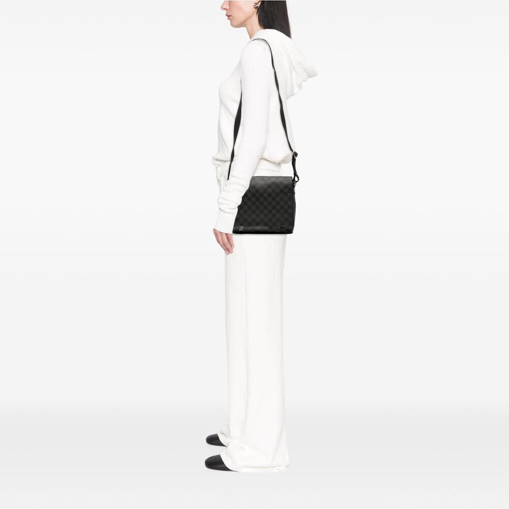 Louis Vuitton District