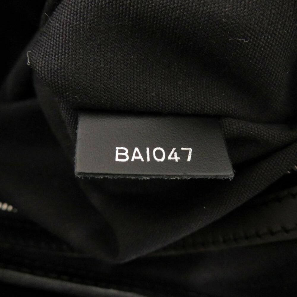 Louis Vuitton Montaigne