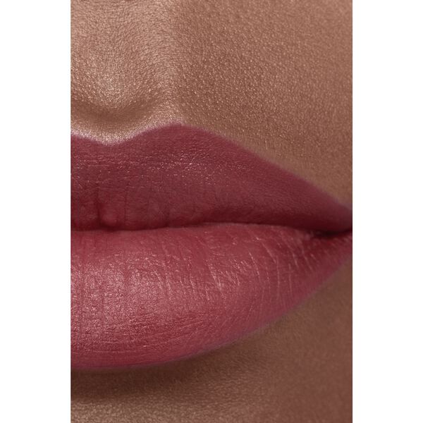 Luminous Matte Lip Colour