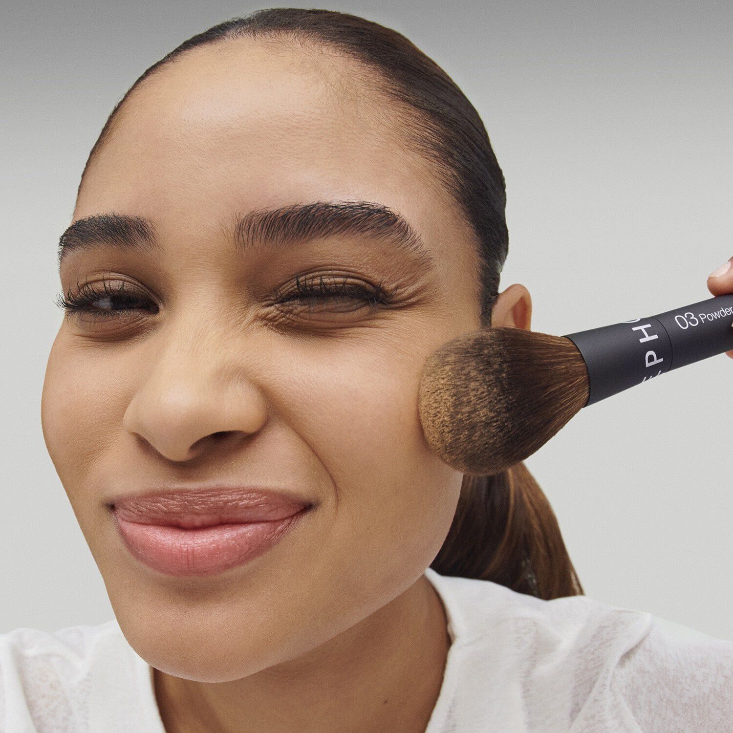LE PINCEAU POUDRE-24 03