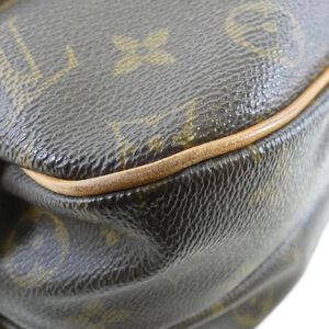 Louis Vuitton Saumur