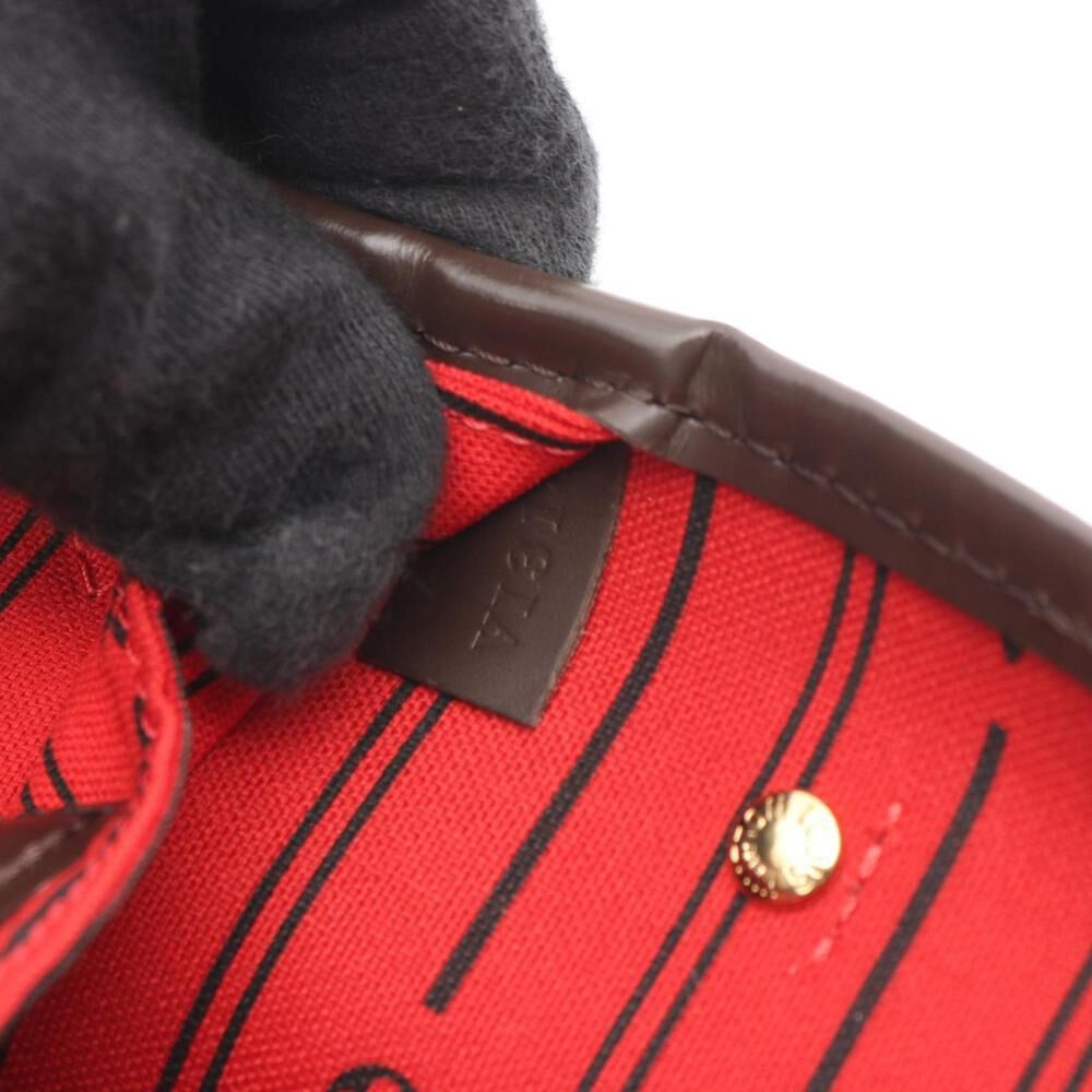 Louis Vuitton Neverfull