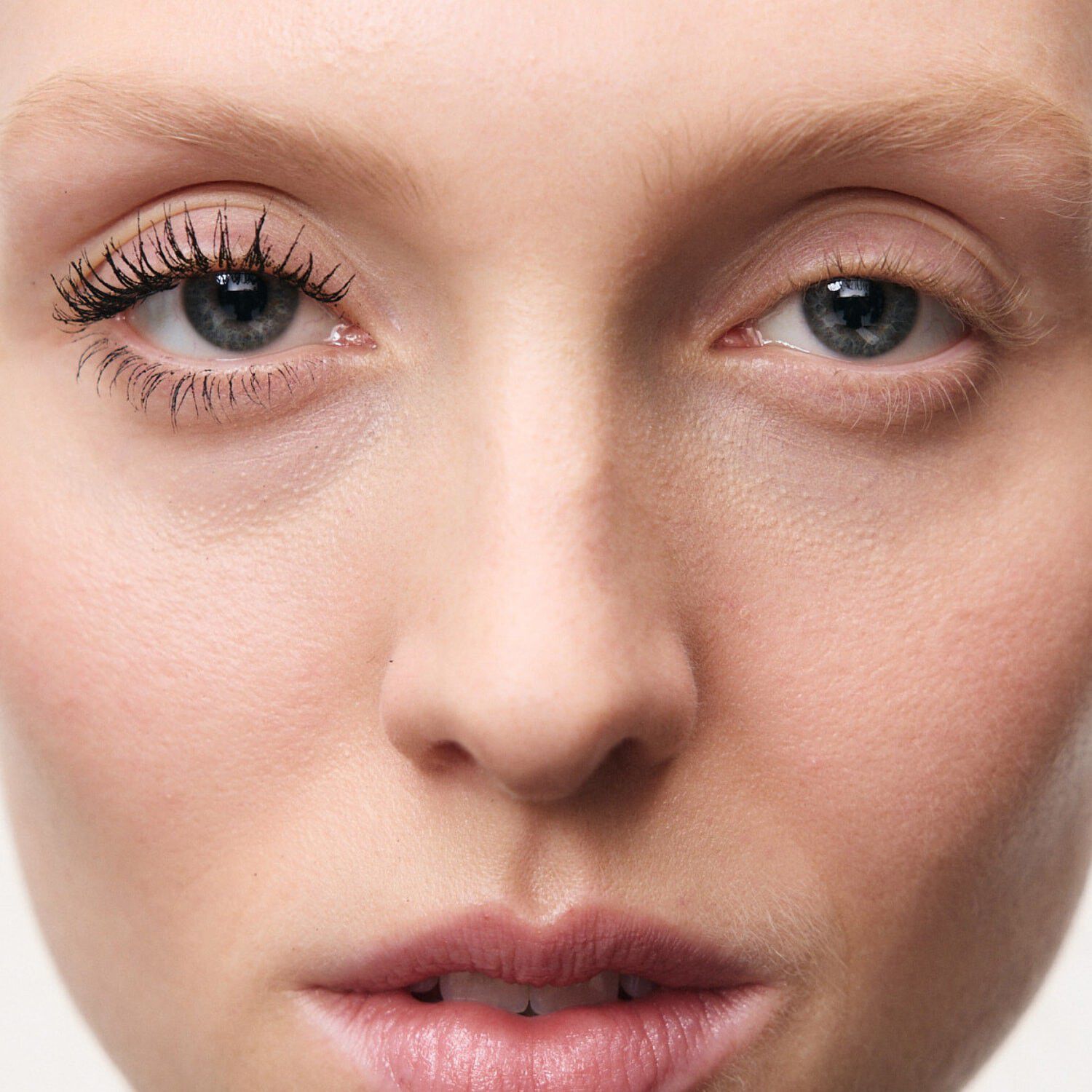 Clean Volume - Volume Mascara