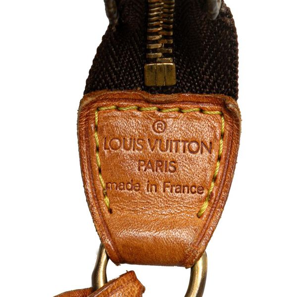 Louis Vuitton Pochette Accessoires