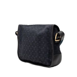 Louis Vuitton Crossbody Bag