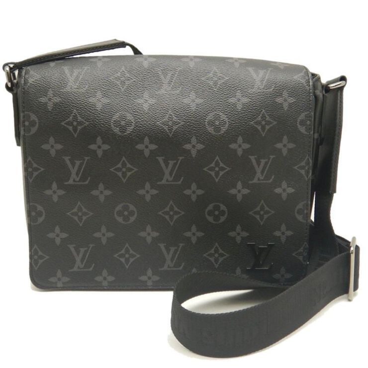 Louis Vuitton District