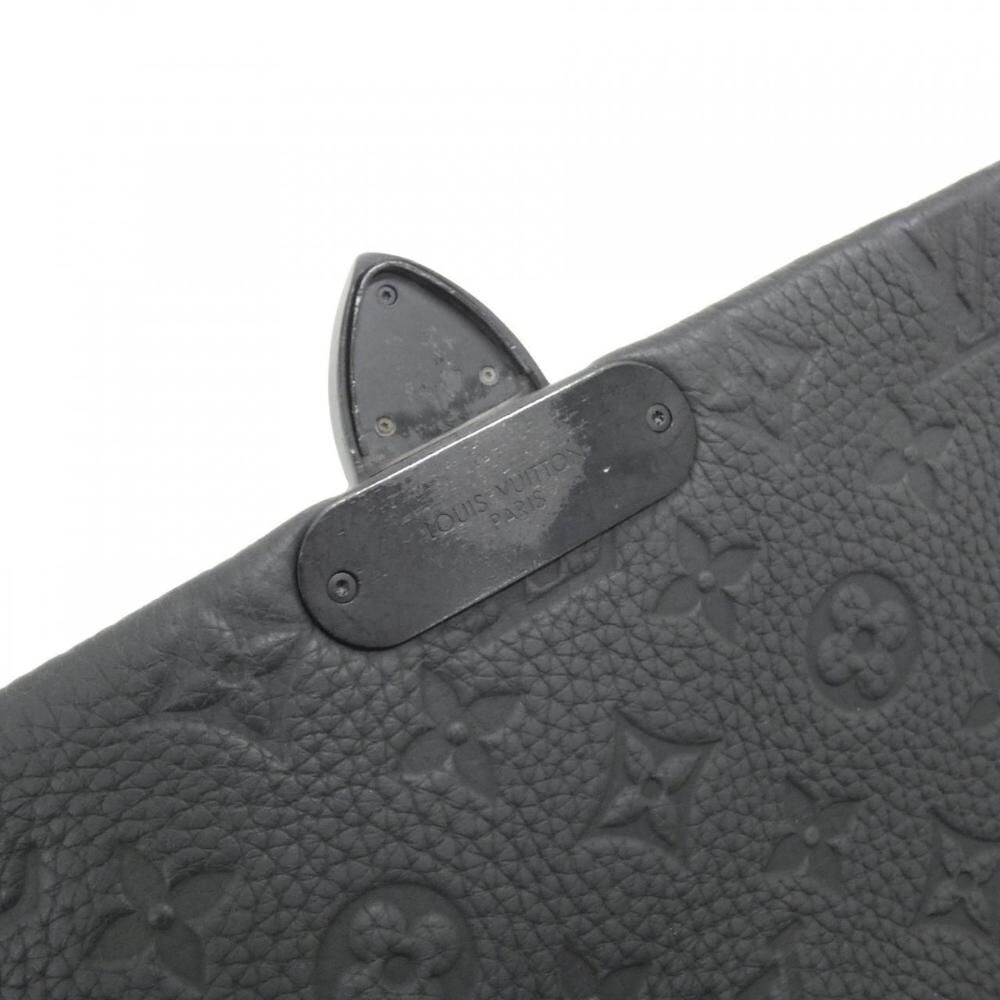 Louis Vuitton Messenger