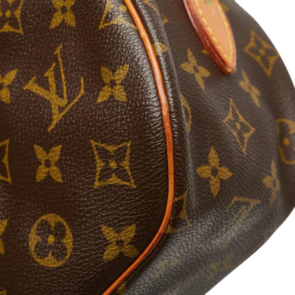 Louis Vuitton Shoulder Bags
