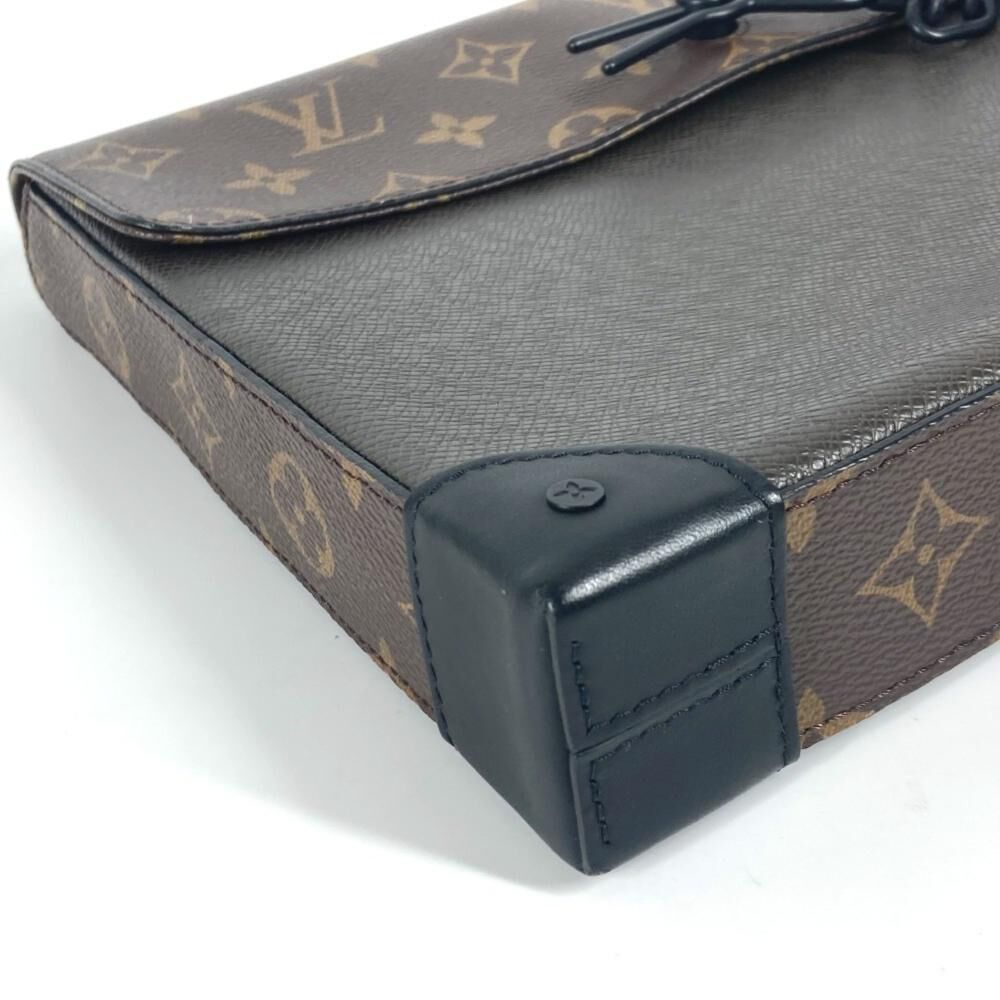 Louis Vuitton Clutch
