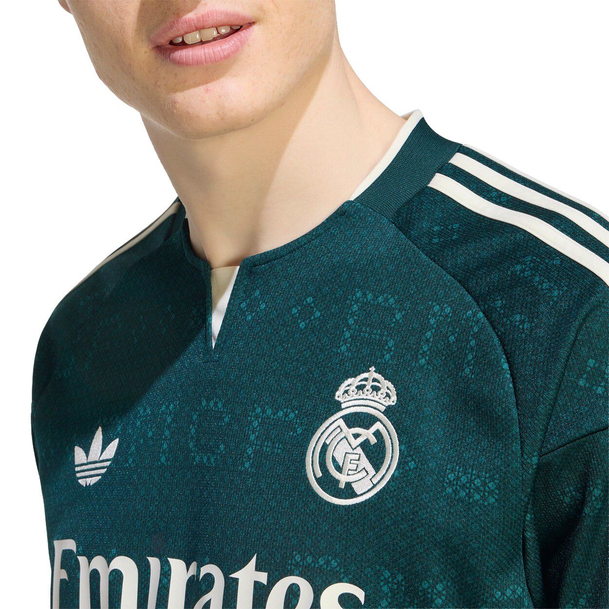 Real Madrid 26/27 Udebanetr&oslash;je