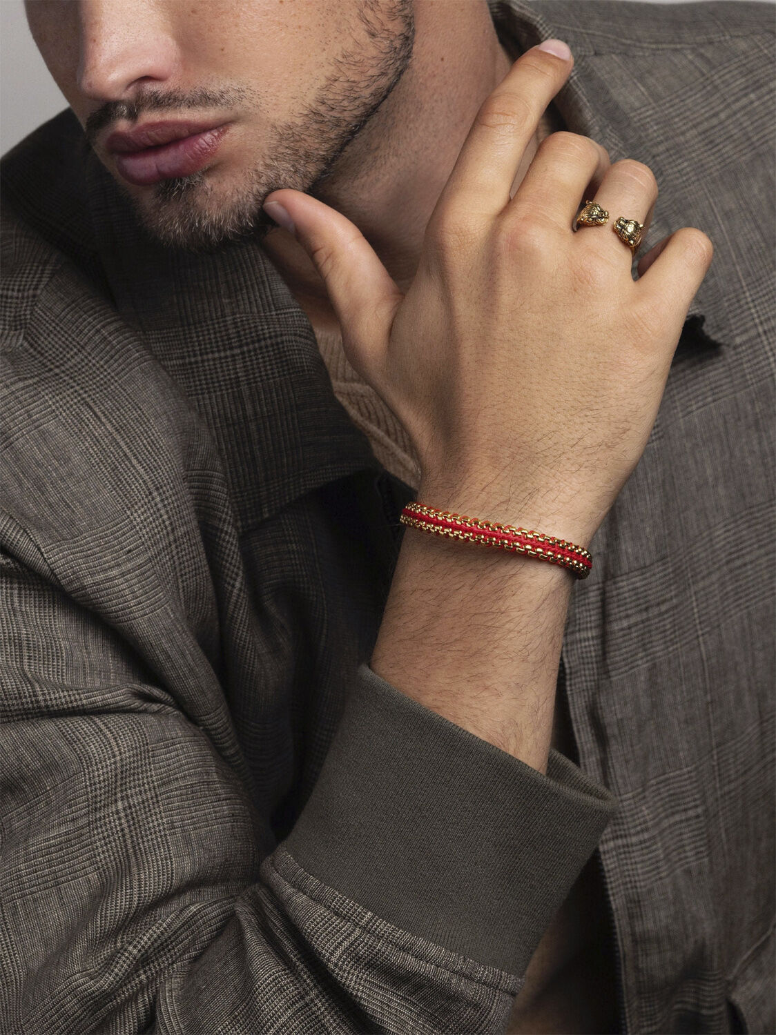 Men's Red Woven 8mm Box Chain Bracelet in Gold