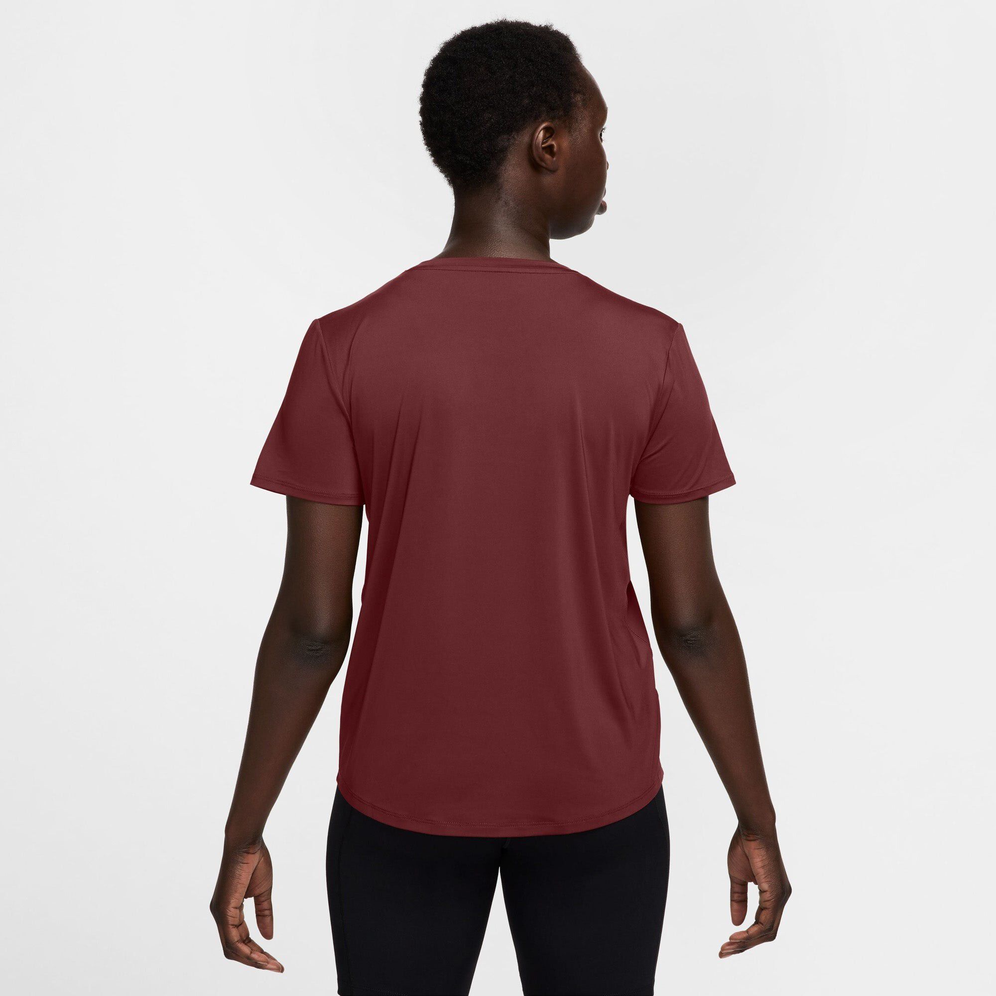 One Classic Dri-FIT L&oslash;be T-shirt