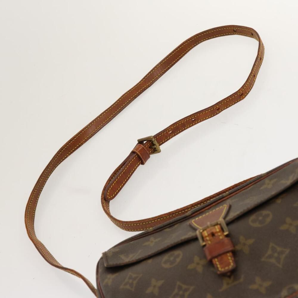 Louis Vuitton Jeune Fille