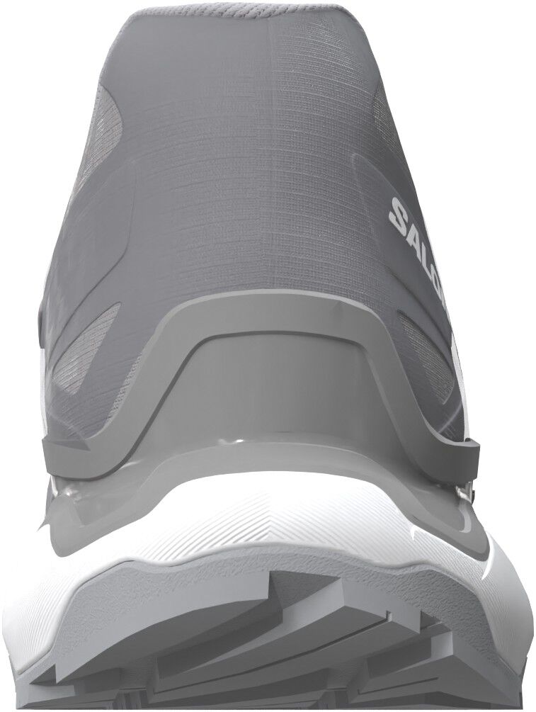 XC Roam Sneakers