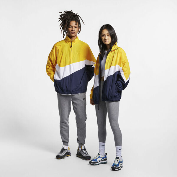 Sportswear Swoosh Woven Vindjakke