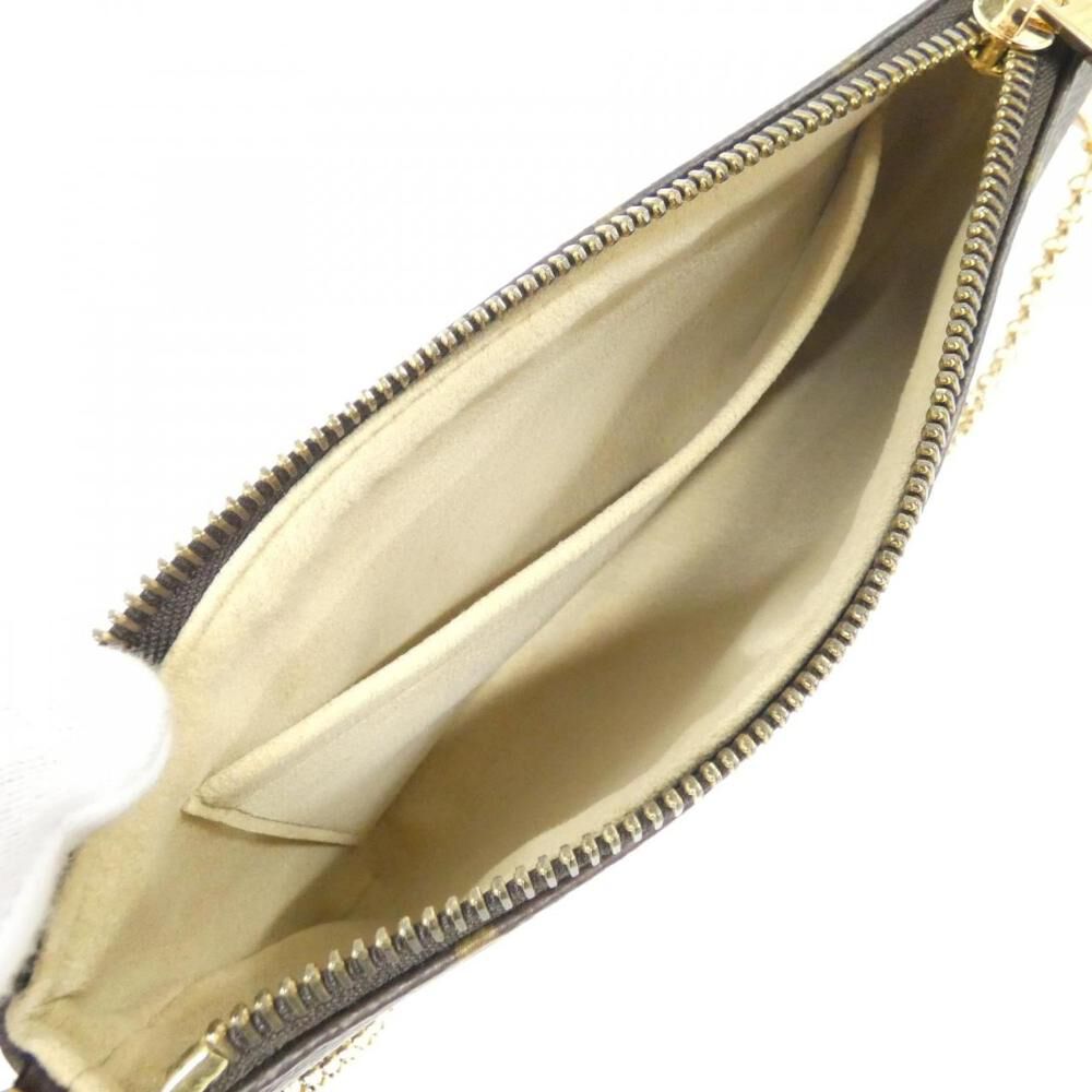 Louis Vuitton Clutch