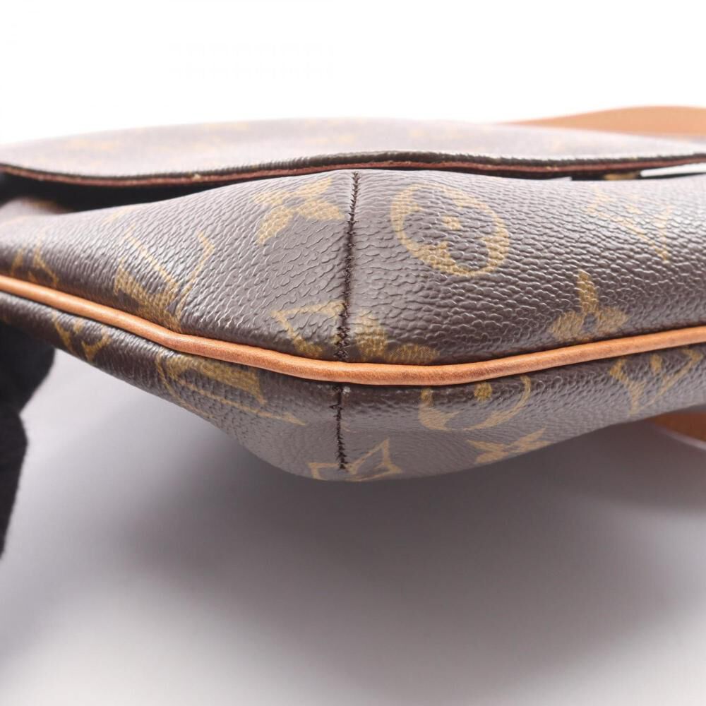 Louis Vuitton Shoulder Bags