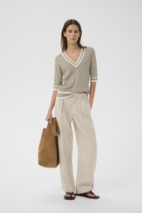 LeenahIW V-Neck Blouse