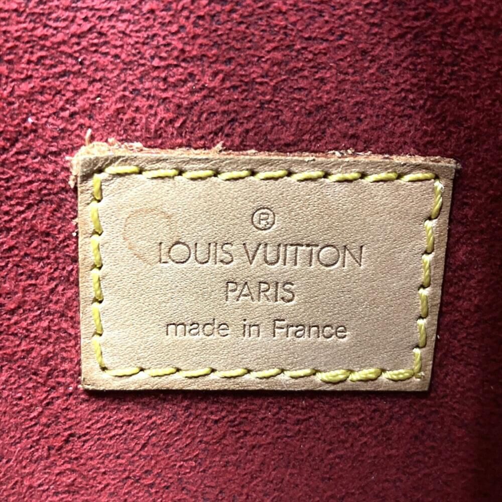 Louis Vuitton Shoulder Bags