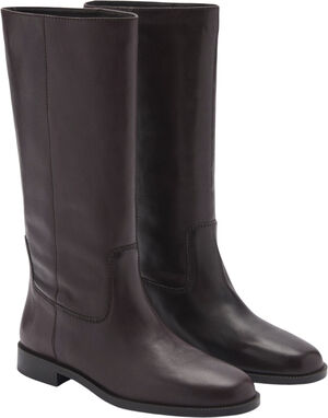Leather high boots
