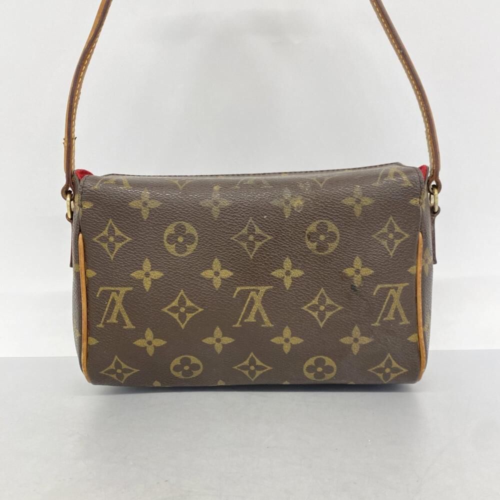 Louis Vuitton Recital