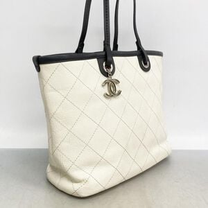 Chanel Tote