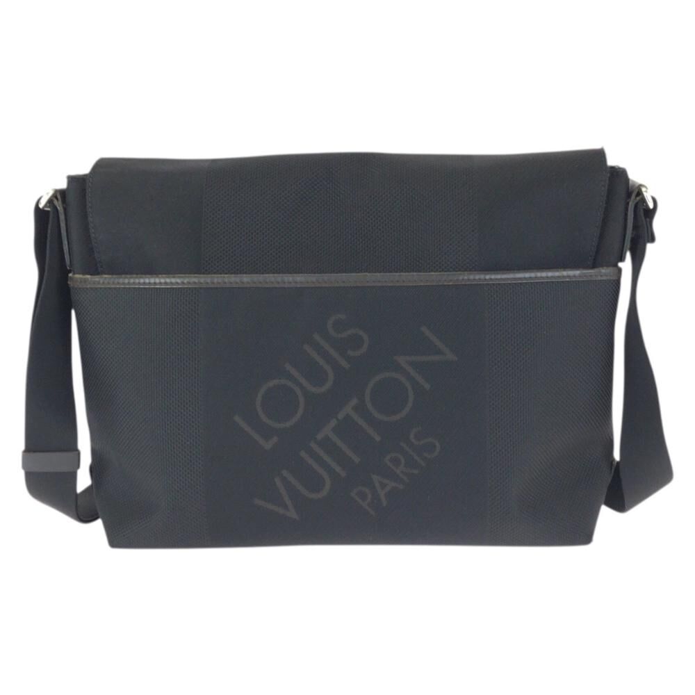 Louis Vuitton Shoulder Bags