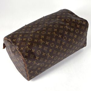Louis Vuitton Speedy