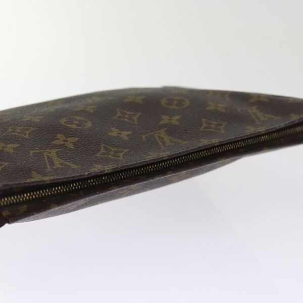 Louis Vuitton Poche Toilette
