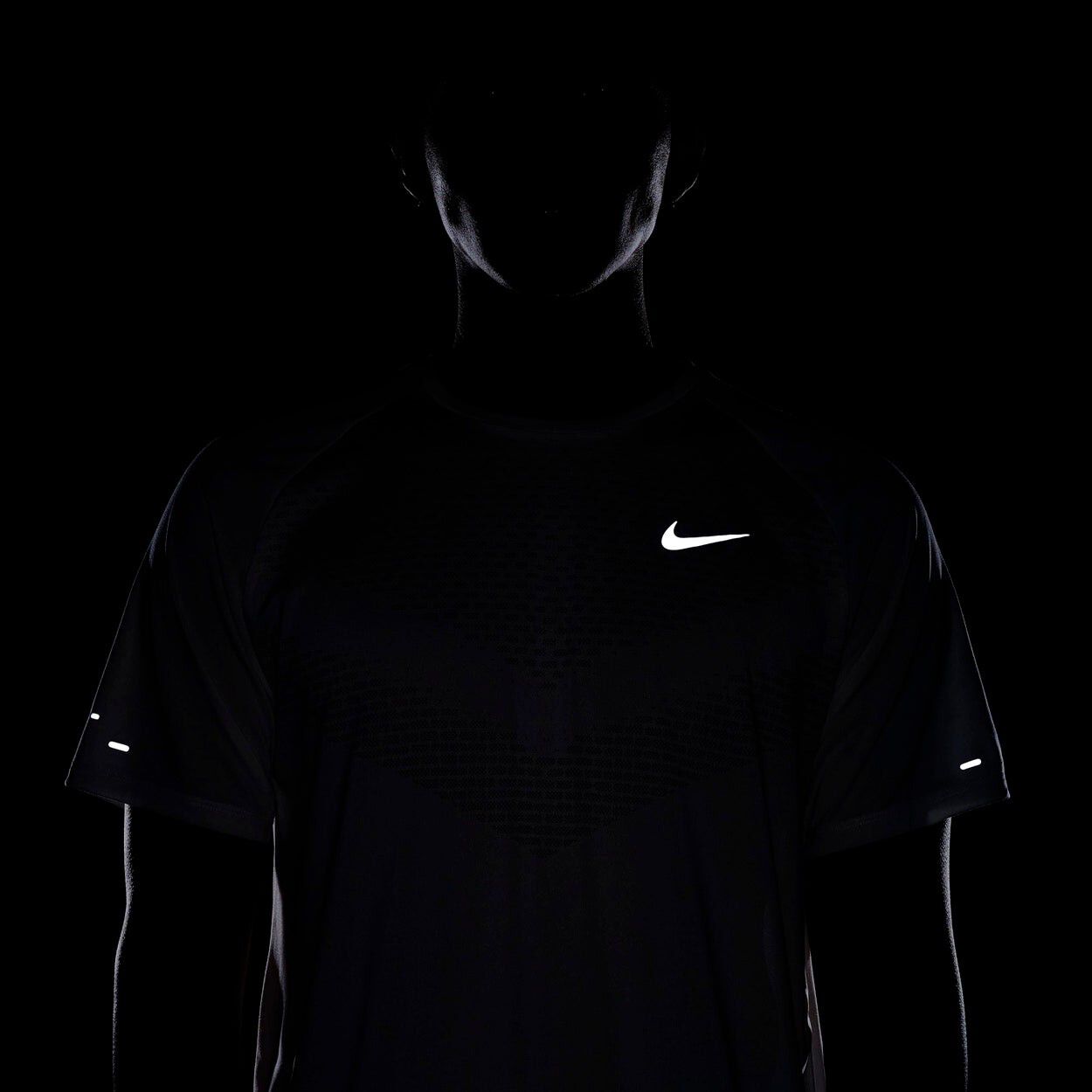 Stride Dri-Fit L&oslash;be T-shirt