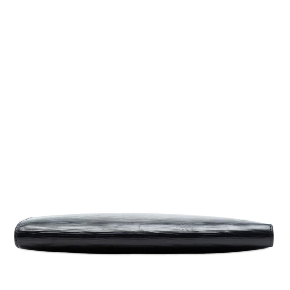 Louis Vuitton Clutch