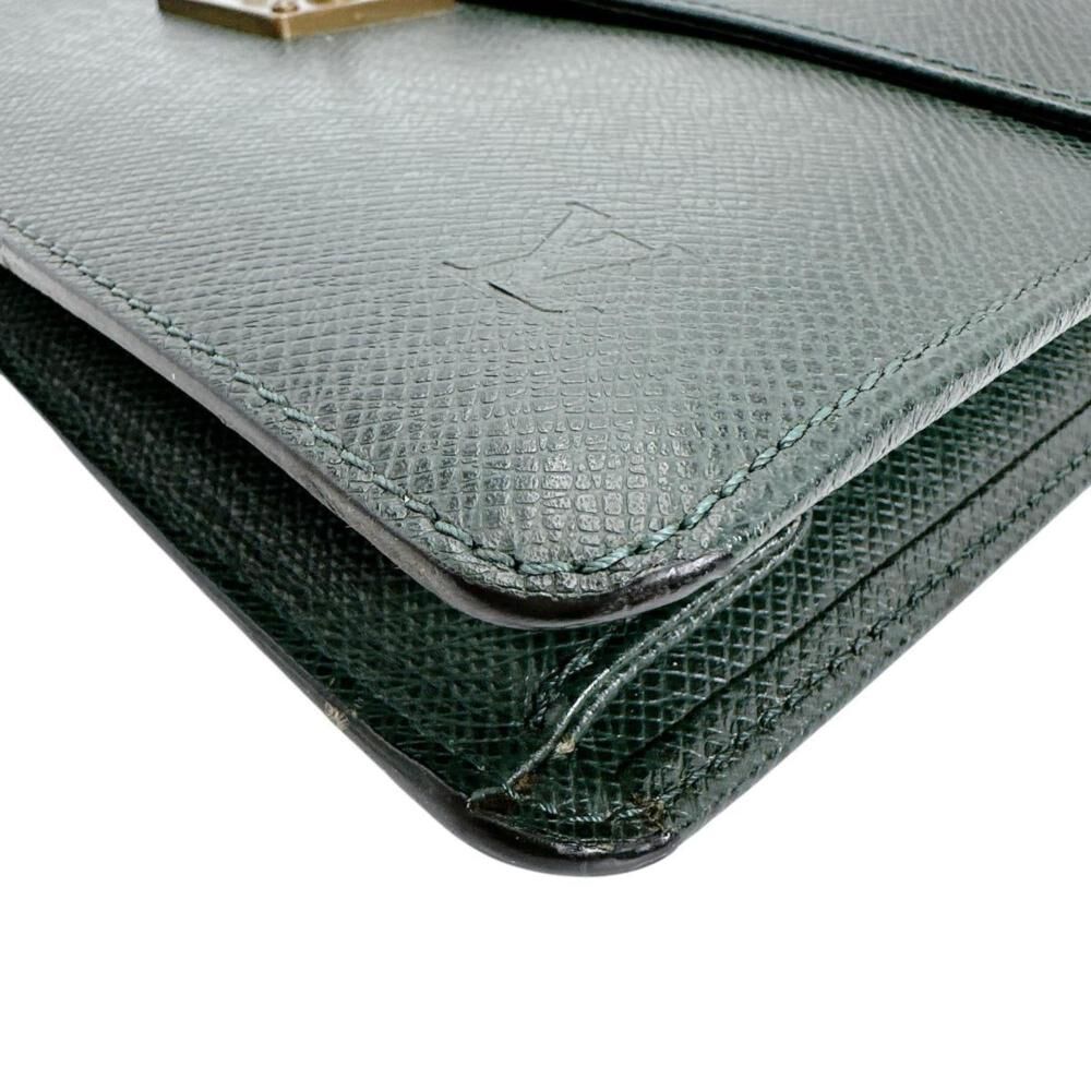 Louis Vuitton Clutch