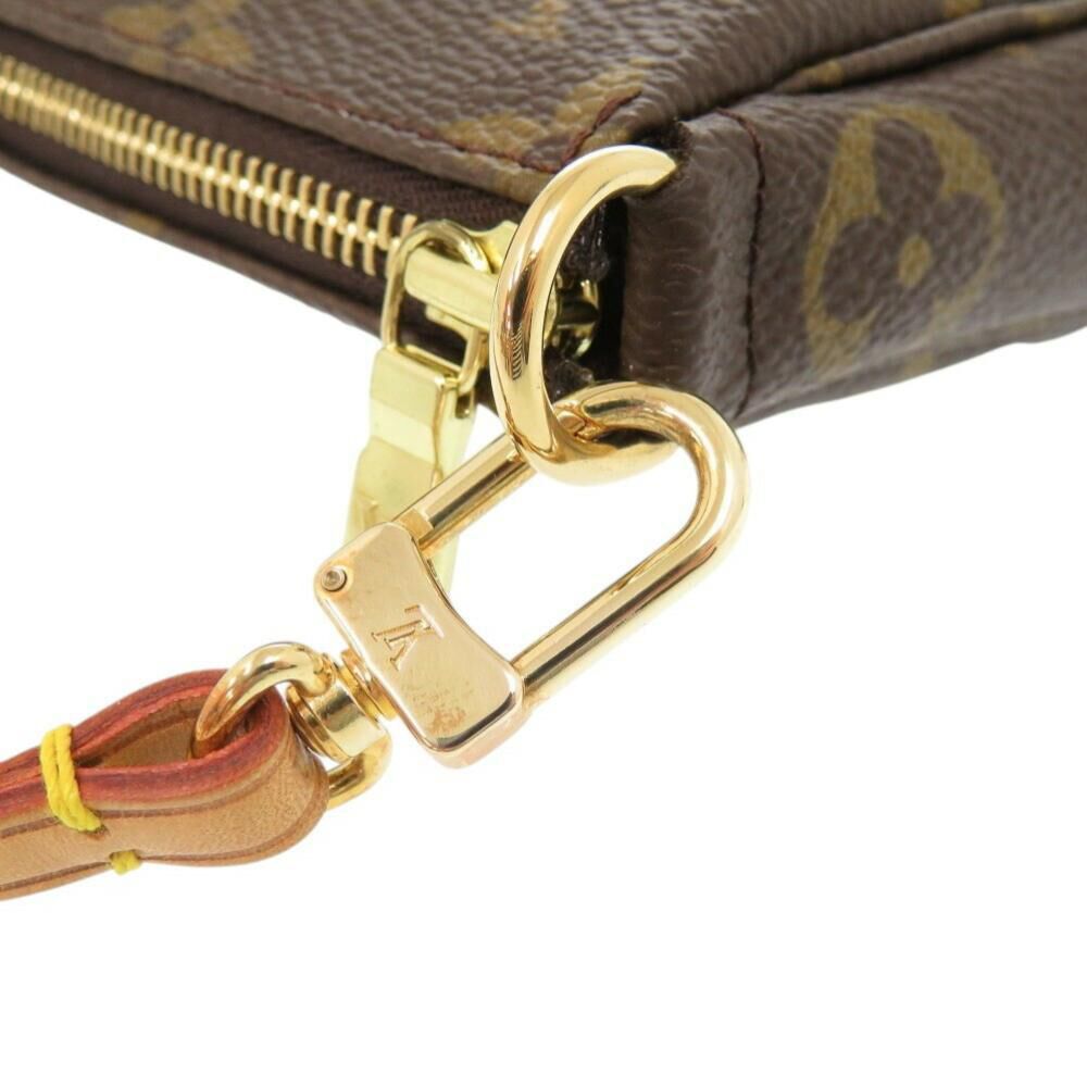Louis Vuitton Pochette Accessoires