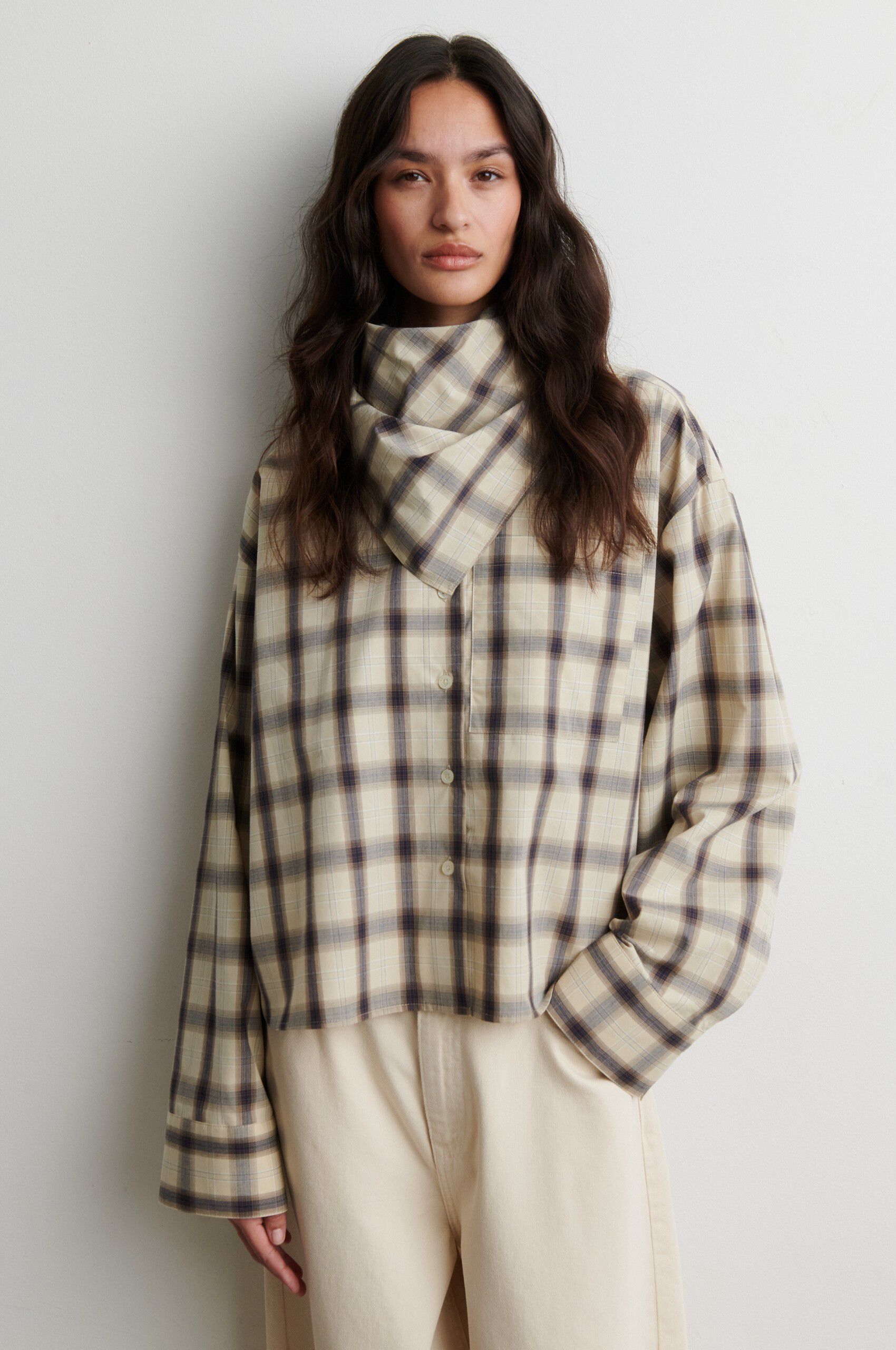 Liria Shirt