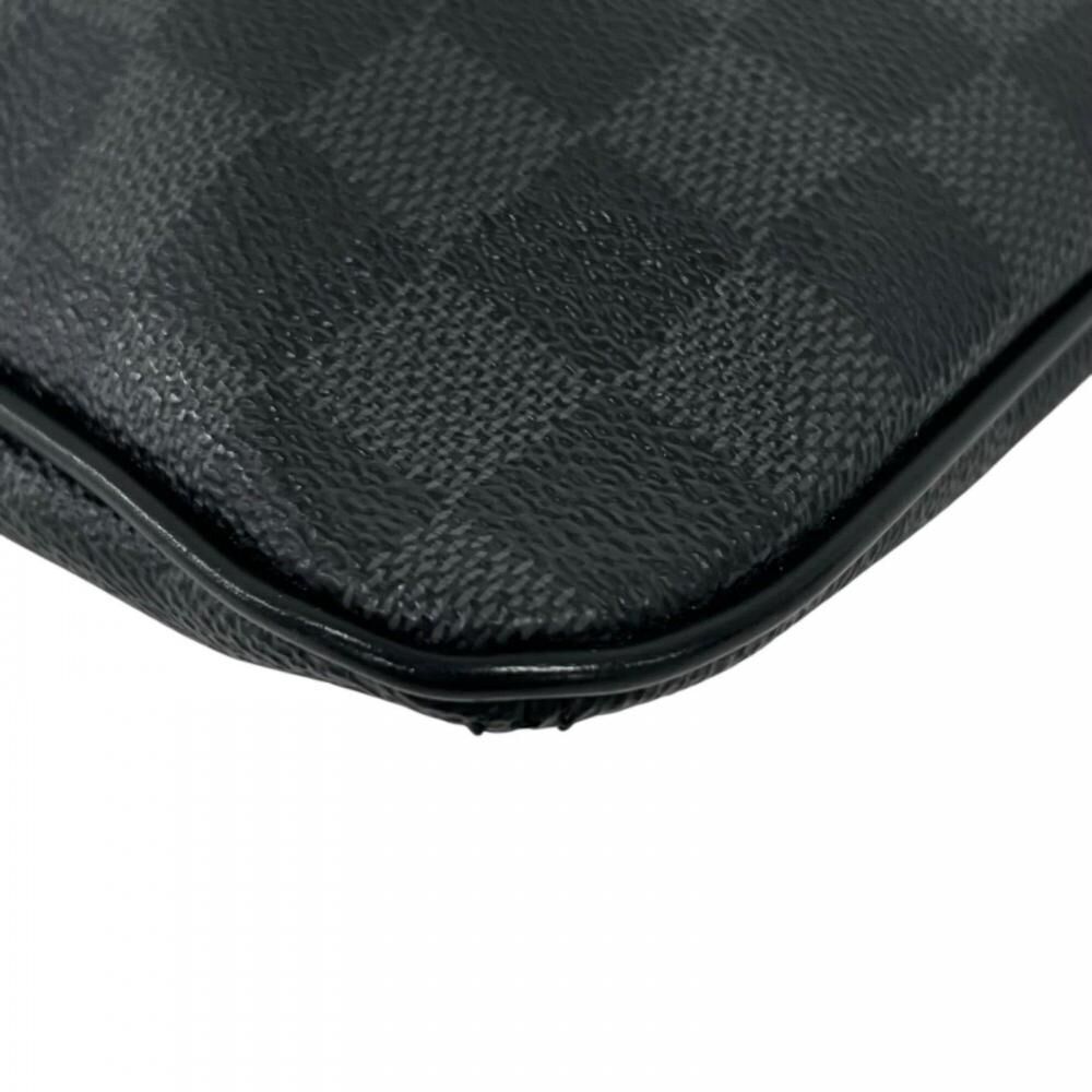 Louis Vuitton Shoulder Bags
