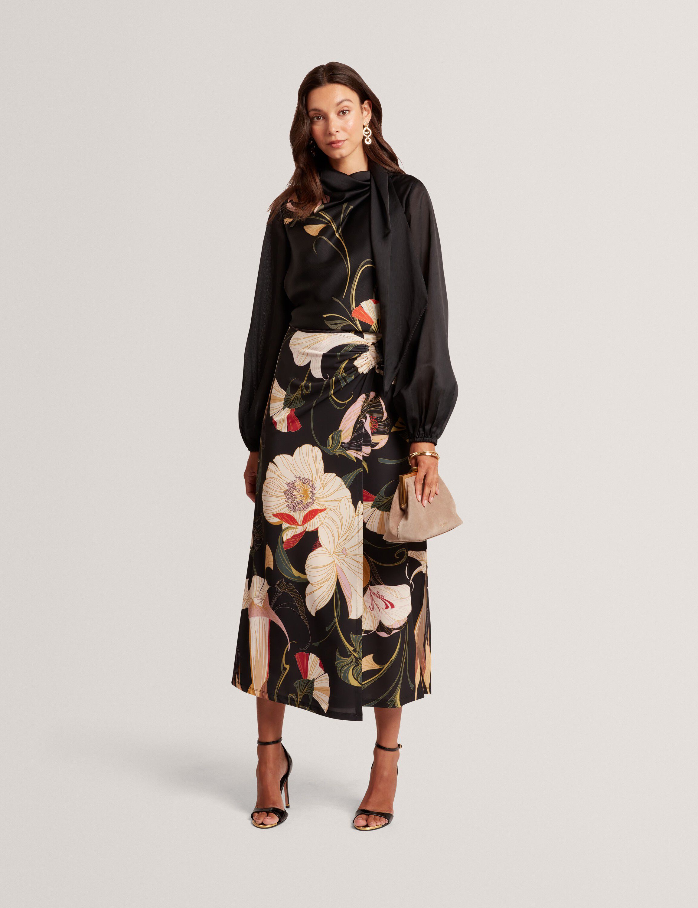 ORTUGA Neck Tie Printed Long Sleeve